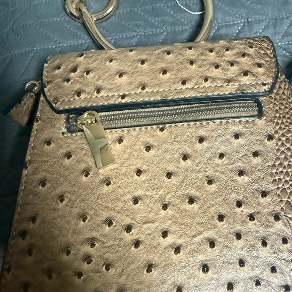 Le Miel Bronze Crossbody Bag - Picture 3 of 7